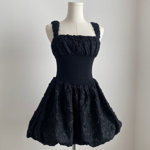 NWT PROMESA Bubbly Blooms 3D Floral Lace Bubble Mini Dress Black Size S - Picture 1 of 9